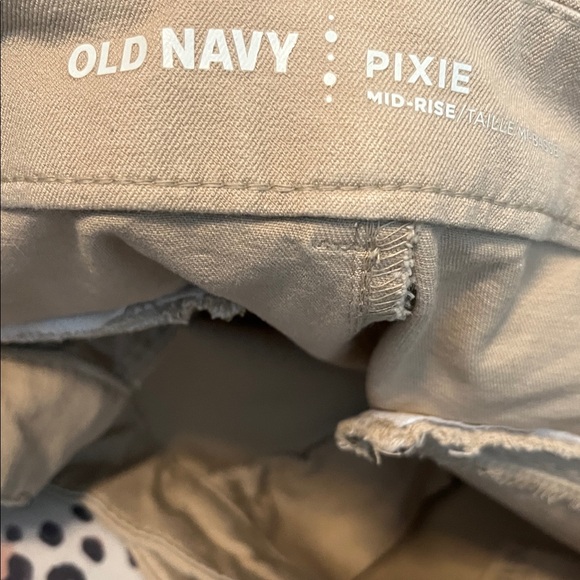 Old Navy Pixie Mid Rise Pants - Picture 4 of 5